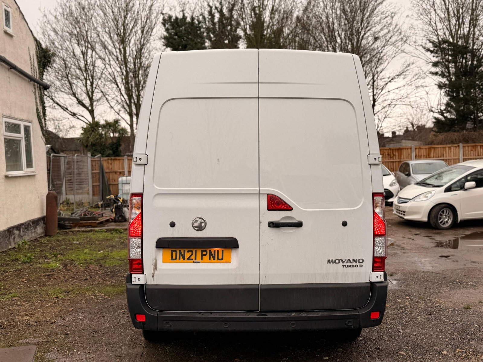 
								VAUXHALL MOVANO 2.3 2021 White full									